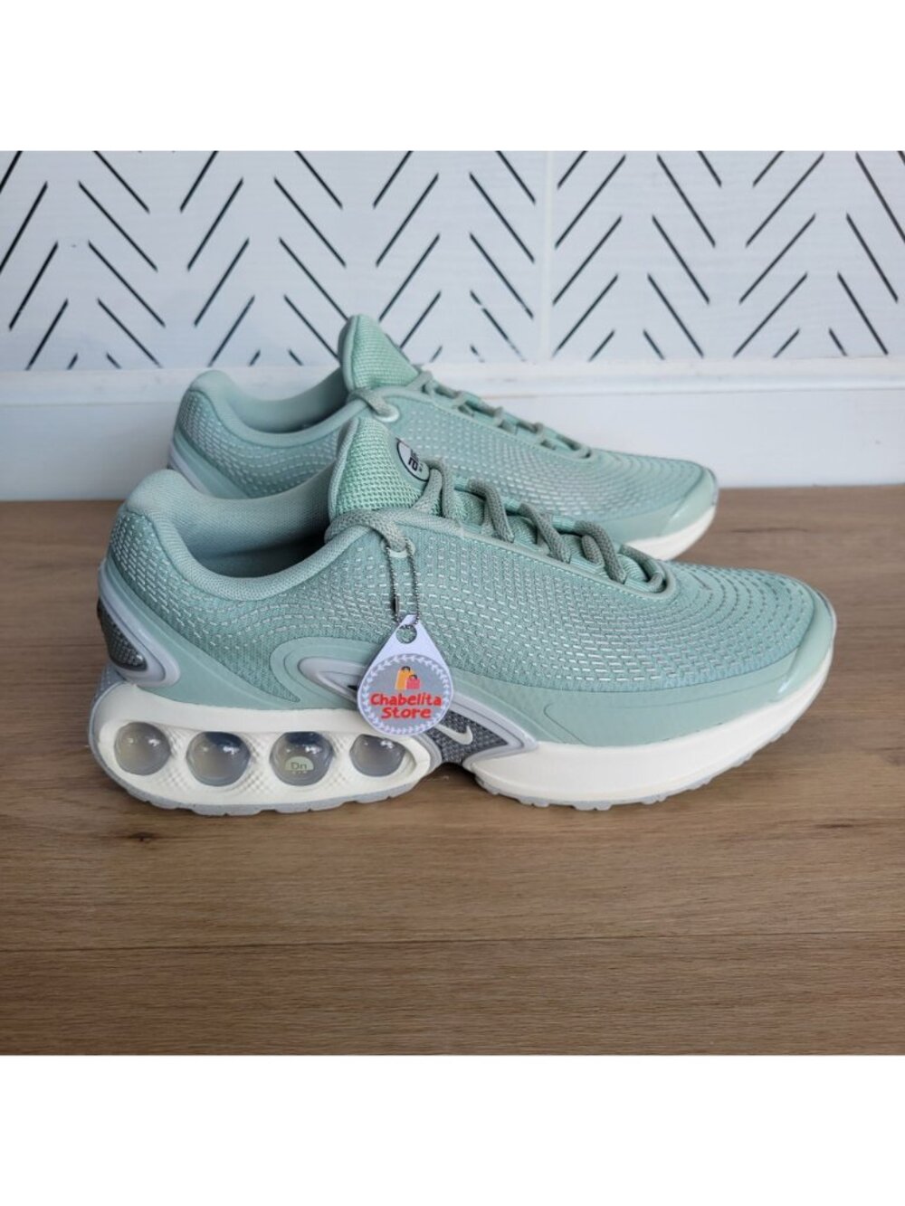 ✨Nike Air Max DN SE Seafoam Size 9 Women's Shoes Sneakers Mint Green HJ9636-001✨ - Picture 2 of 11